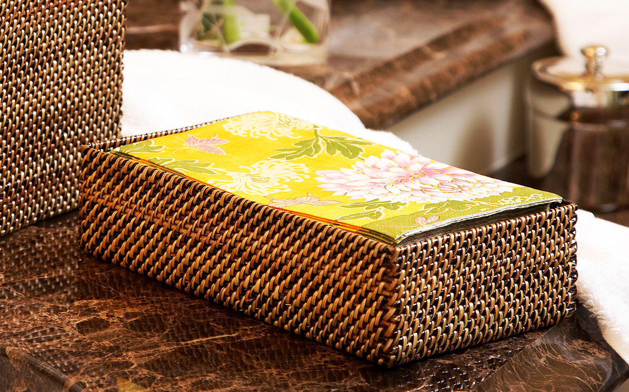 Guest Towel Tray