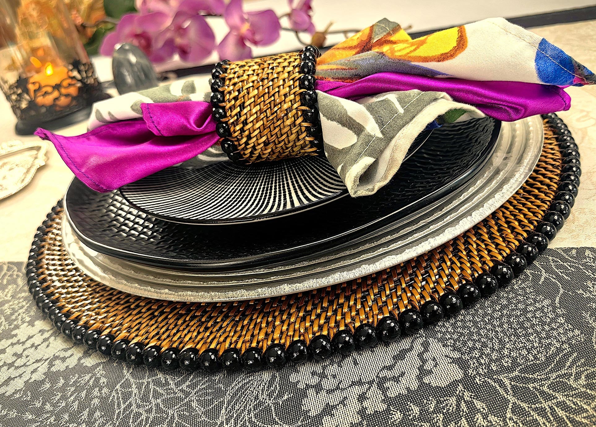 Round Placemat and Napkin Ring, With Black Wood Beads, Set of 4